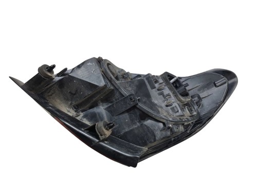 LAMPA PRAWY TYŁ CITROEN C4 II B7 LIFT (2015-2018) 1.2 THP 130KM 9808624380
