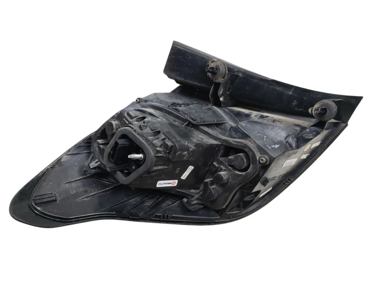 LAMPA PRAWY TYŁ CITROEN C4 II B7 LIFT (2015-2018) 1.2 THP 130KM 9808624380