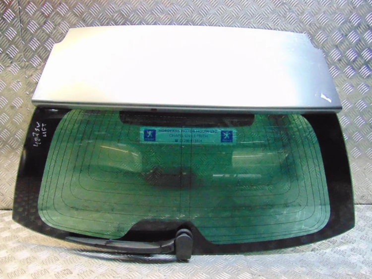 SZYBA TYŁ UCHYLNA PEUGEOT 407 LIFT (2008-2011) 2.0 HDI