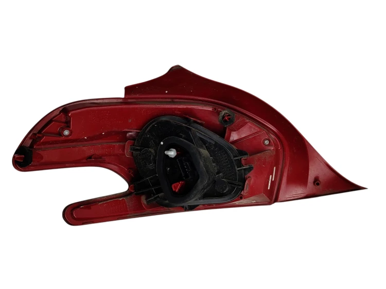 LAMPA PRAWY TYŁ PEUGEOT 208 I (2012-2015) 1.2 VTI 82KM 9672628380