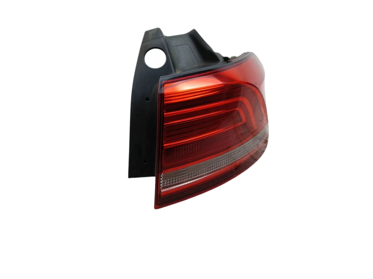 LAMPA PRAWY TYŁ VOLKSWAGEN PASSAT B8 (2014-2019) 2.0 TDI 150KM