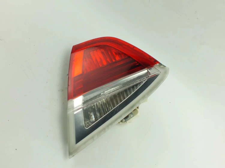 LAMPA LEWY TYŁ BMW E90 (2004-2008) 2.0 D