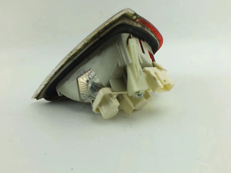 LAMPA LEWY TYŁ BMW E90 (2004-2008) 2.0 D