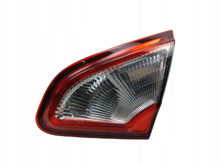 LAMPA PRAWY TYŁ W KLAPE NISSAN QASHQAI+2 J10 LIFT (2009-2013) 1.6 16V 117KM