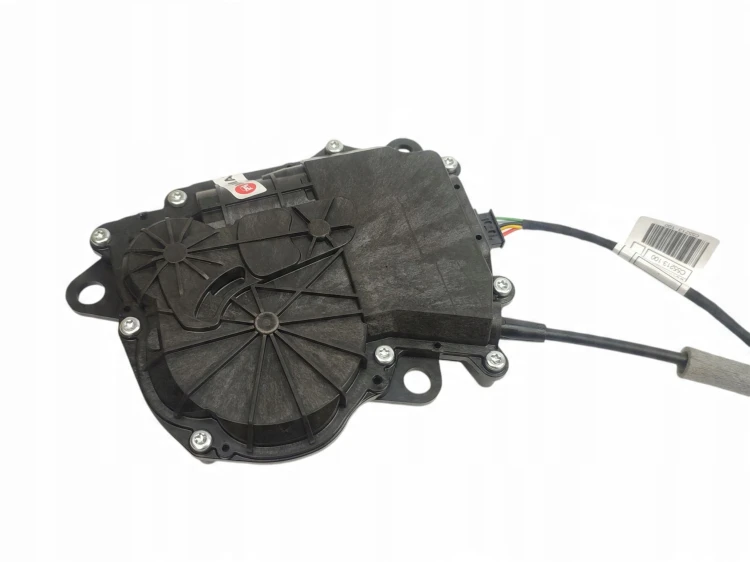 ZAMEK KLAPY BAGAŻNIKA BMW i4 G26 GRAN COUPE (2021-2024) eDrive40 340KM 9851
