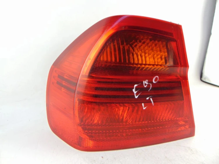 LAMPA LEWY TYŁ BMW E90 (2004-2008) 2.0 D 6937457