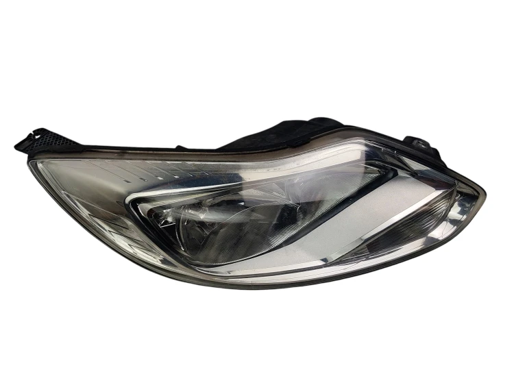LAMPA PRAWY PRZÓD FORD FOCUS MK3 (2010-2014) 1.6 TDCI 115KM