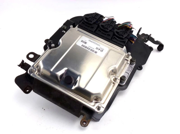 KOMPUTER STEROWNIK SILNIKA VOLVO S40 1.9D 30630048