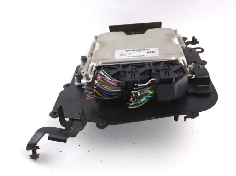 KOMPUTER STEROWNIK SILNIKA VOLVO S40 1.9D 30630048