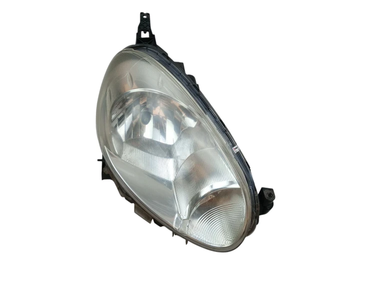 LAMPA PRAWY PRZÓD NISSAN MICRA K13 (2010-2013) 1.2 80KM