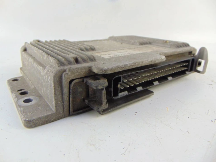 KOMPUTER STEROWNIK SILNIKA RENAULT CLIO II (1998-2003) 7700108814