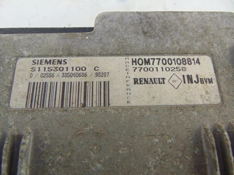 KOMPUTER STEROWNIK SILNIKA RENAULT CLIO II (1998-2003) 7700108814