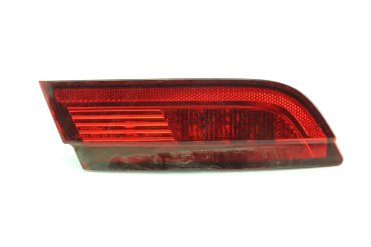 LAMPA LEWY TYŁ W KLAPE JAGUAR XF I X250 (2007-2011) 3.0 D V6 211KM 8X2315K2