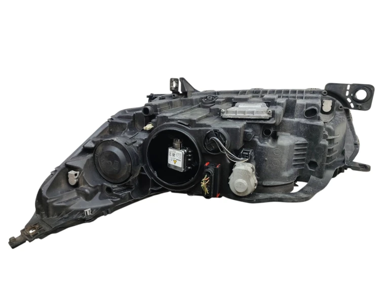 LAMPA PRAWY PRZÓD CITROEN C5 III (2008-2010) 2.0 HDI 136KM 9689037780