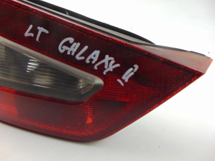 LAMPA LEWY TYŁ W KLAPE FORD GALAXY II LIFT (2010-2015) 2.0 TDCI (140)