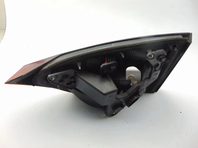 LAMPA LEWY TYŁ W KLAPE FORD GALAXY II LIFT (2010-2015) 2.0 TDCI (140)
