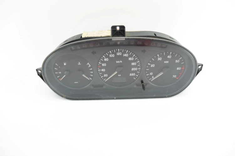 LICZNIK RENAULT SCENIC I (1997-1999) 1.6 BENZ 21578161-2