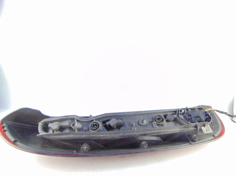 LAMPA PRAWY TYŁ OPEL CORSA C 1.0 12V 09114337