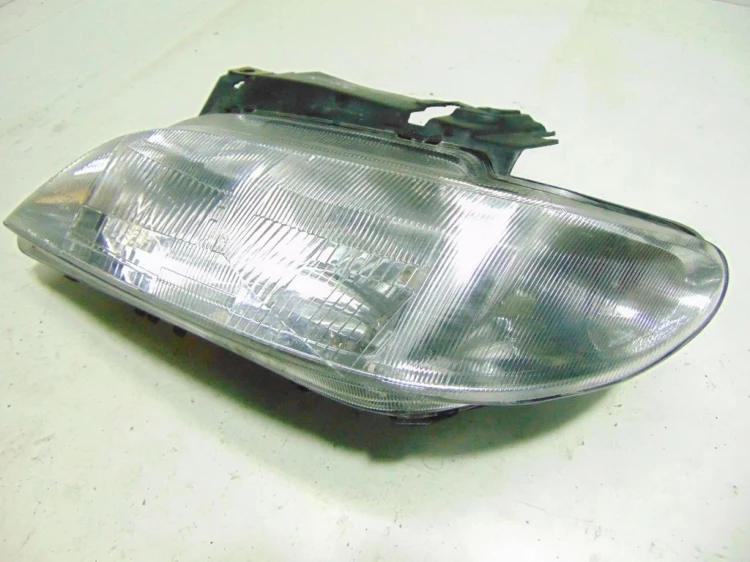 LAMPA LEWY PRZÓD CITROEN XSARA I