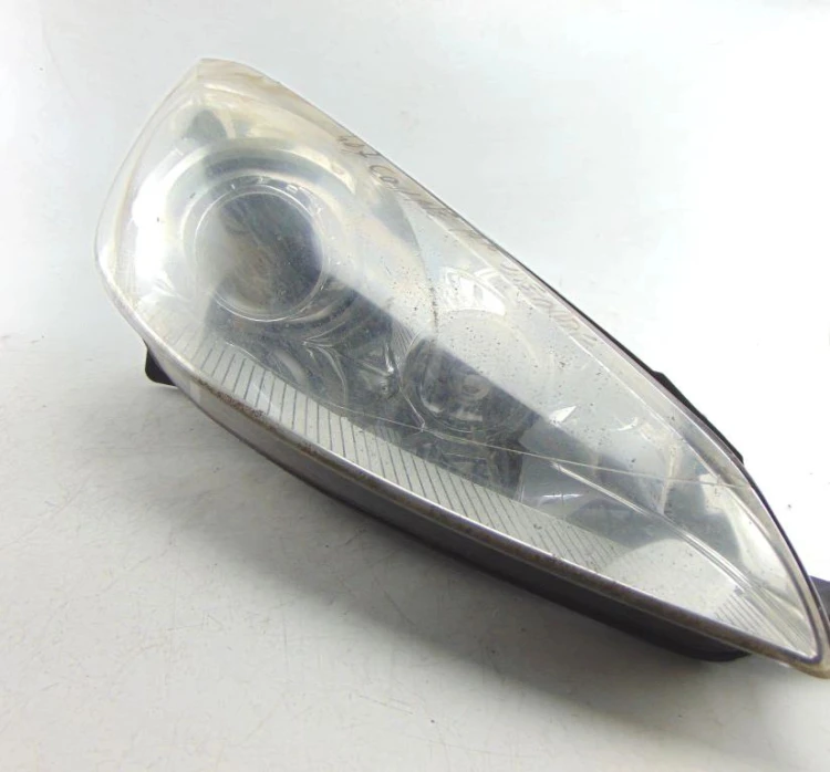 LAMPA PRAWY PRZÓD PEUGEOT 407 (2004-2008) 2.0 HDI