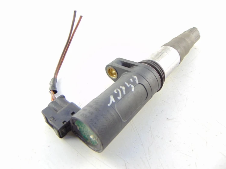 CEWKA ZAPŁONOWA RENAULT MEGANE III (2008-2013) 1.6 16V 8200765882