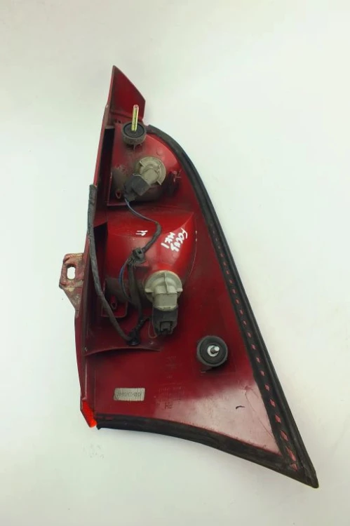 LAMPA PRAWY TYŁ FORD FOCUS MK1 1.8 TDCI