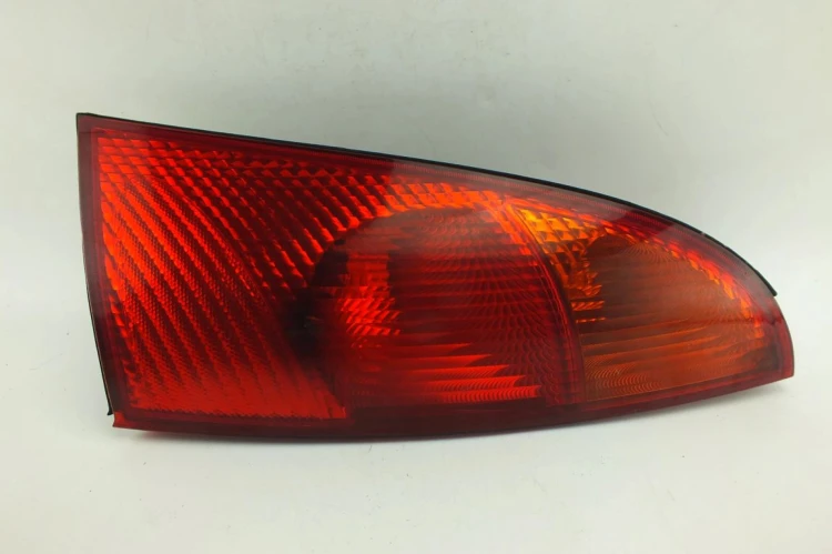 LAMPA PRAWY TYŁ FORD FOCUS MK1 1.8 TDCI