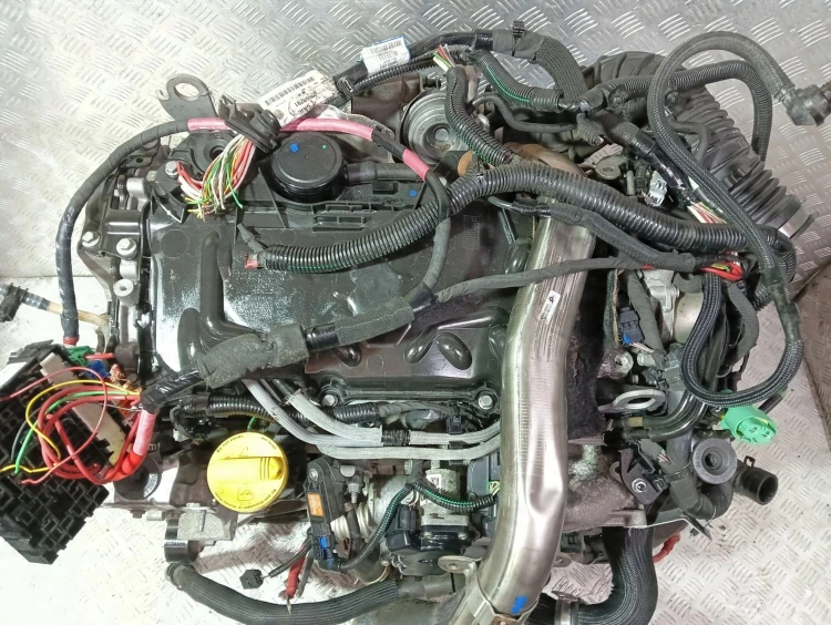 SILNIK KOMPLETNY RENAULT LAGUNA III (2007-2010) 2.0 DCI 150KM M9RN744