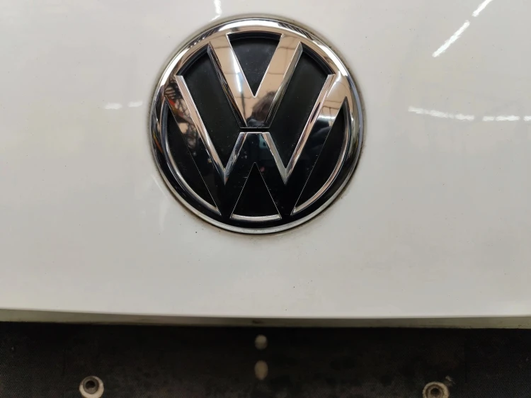 KLAPA BAGAŻNIKA VOLKSWAGEN TOURAN I 1T LIFT (2010-2015) 1.6 TDI 105KM