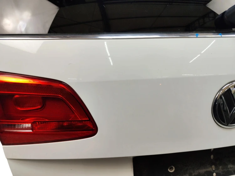 KLAPA BAGAŻNIKA VOLKSWAGEN TOURAN I 1T LIFT (2010-2015) 1.6 TDI 105KM