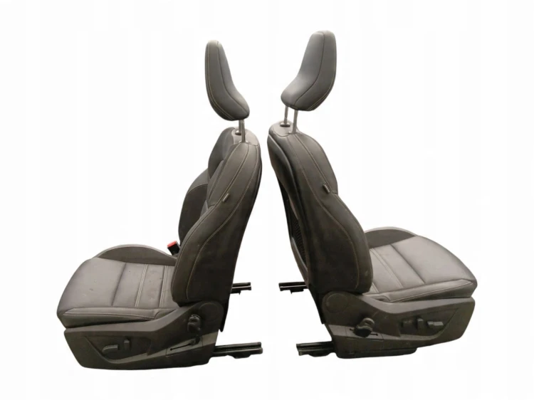 FOTELE KOMPLET RENAULT ARKANA (2021-2023) 1.6 E-TECH 143KM