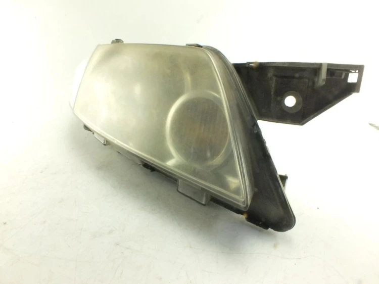 LAMPA PRAWY PRZÓD MAZDA PREMACY (1999-2001) 2.0 D