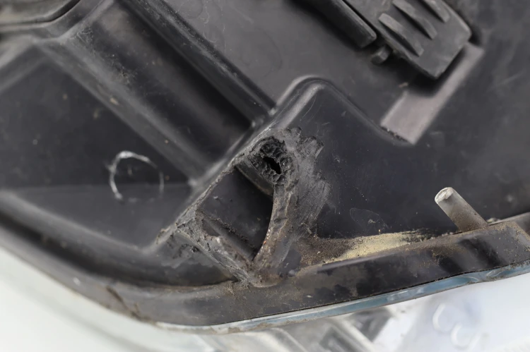 LAMPA LEWY PRZÓD FORD FOCUS MK2 (2004-2007) 1.6 TDCI 109KM