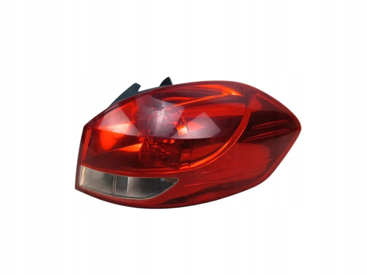 LAMPA PRAWY TYŁ RENAULT CLIO III (2005-2009) 1.2 TCE 101KM 8200586844