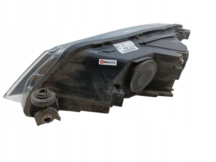 LAMPA PRAWY PRZÓD SKODA SUPERB III (2015-2019) 1.6 TDI 120KM 3V2941016