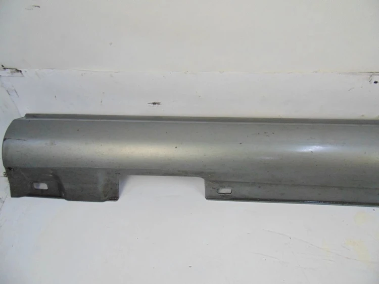 LISTWA PROGOWA LEWA MERCEDES C W204 LIFT (2011-2014) 2.2 CDI 170KM