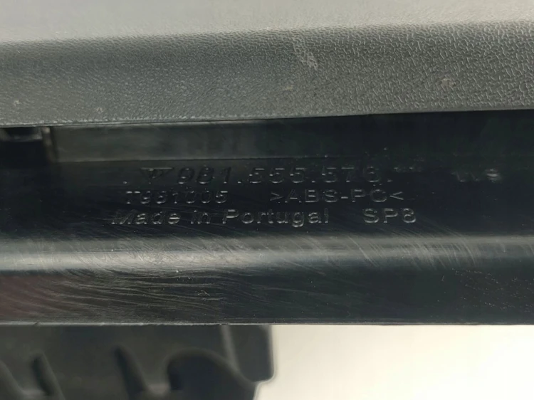 ŻALUZJA SCHOWEK PRAWY PORSCHE 718 CAYMAN 982C LIFT (2016-) 2.0 300KM 981555