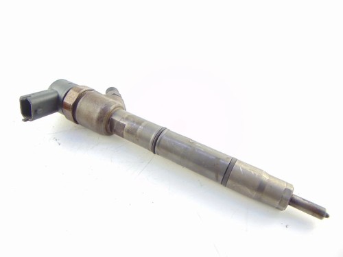 WTRYSKIWACZ KIA CEED I (2006-2012) 0445110 256