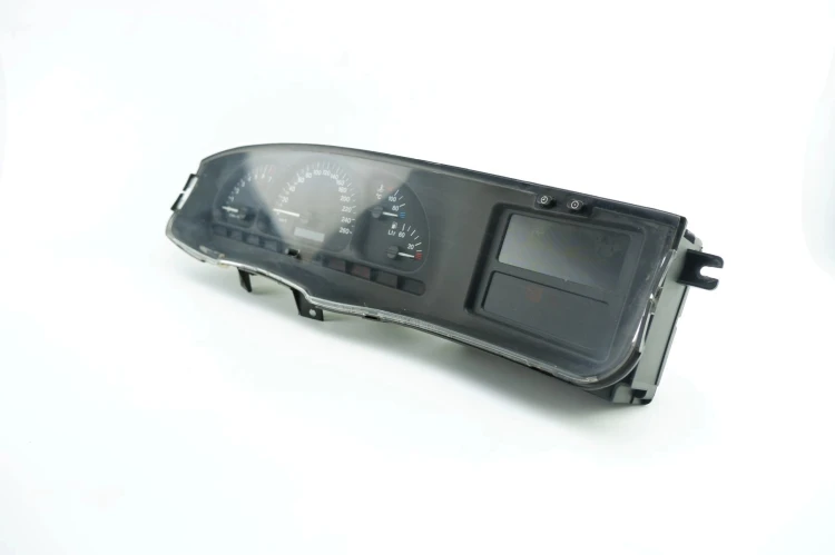 LICZNIK OPEL VECTRA B LIFT 1.8 16V 09134518LC