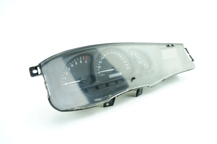 LICZNIK OPEL VECTRA B LIFT 1.8 16V 09134518LC