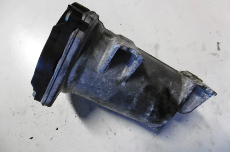 OBUDOWA FILTRA PALIWA PEUGEOT 407 (2004-2008)