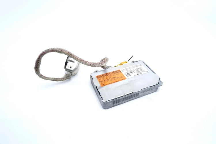 PRZETWORNICA XENON RENAULT VEL SATIS (2002-2009) 3.0 DCI 8200051260