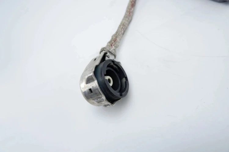 PRZETWORNICA XENON RENAULT VEL SATIS (2002-2009) 3.0 DCI 8200051260