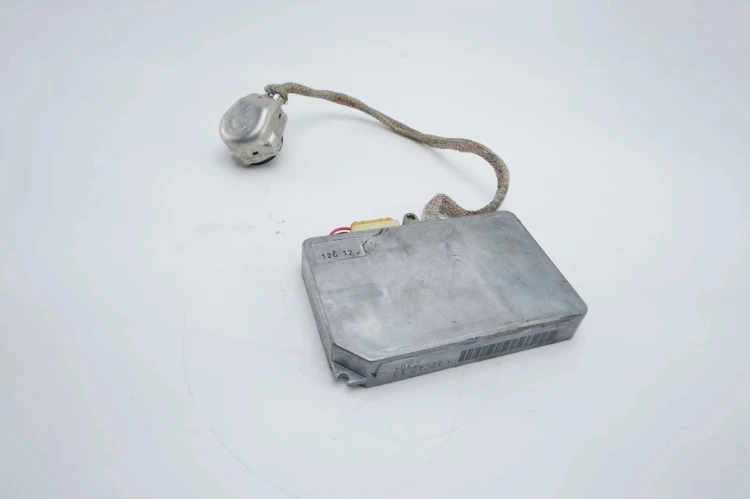 PRZETWORNICA XENON RENAULT VEL SATIS (2002-2009) 3.0 DCI 8200051260