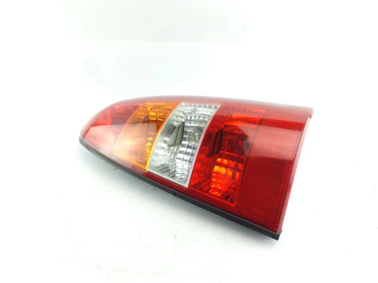 LAMPA PRAWY TYŁ OPEL ASTRA II 1.6 16V