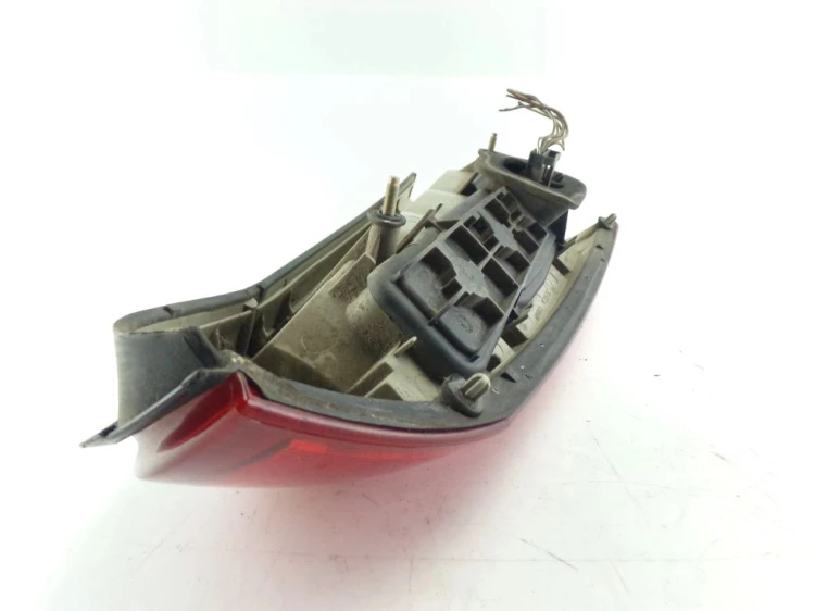 LAMPA PRAWY TYŁ OPEL ASTRA II 1.6 16V