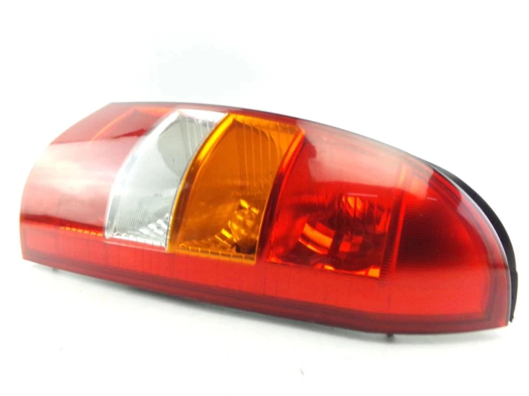 LAMPA PRAWY TYŁ OPEL ASTRA II 1.6 16V