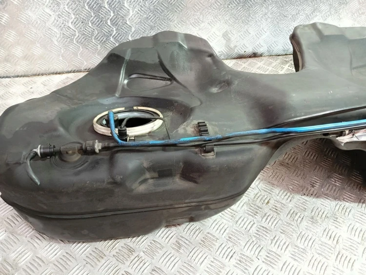 ZBIORNIK PALIWA BAK BMW E65 LIFT (2005-2008) 3.0 D 231KM 6760536