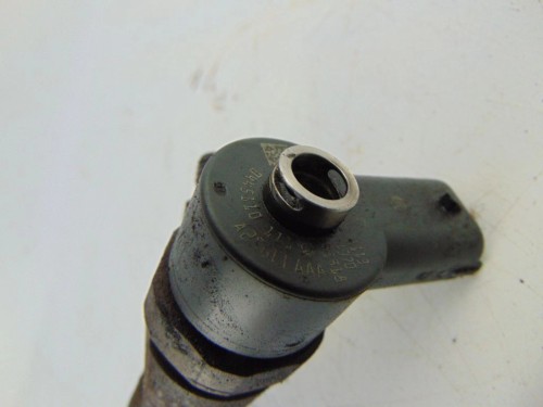 WTRYSKIWACZ ALFA ROMEO 147 1.9 JTD 0445110111
