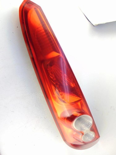 LAMPA LEWY TYŁ FORD FIESTA MK5 LIFT 1.4 TDCI